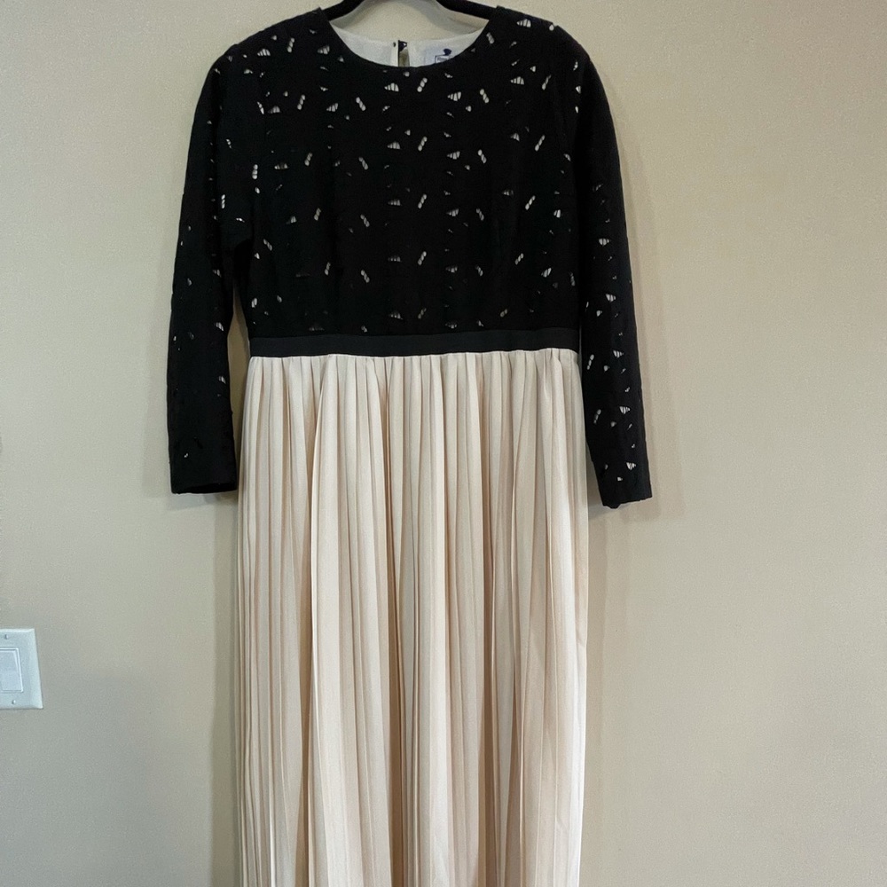 Dainty jewells maxi dress (Sold)